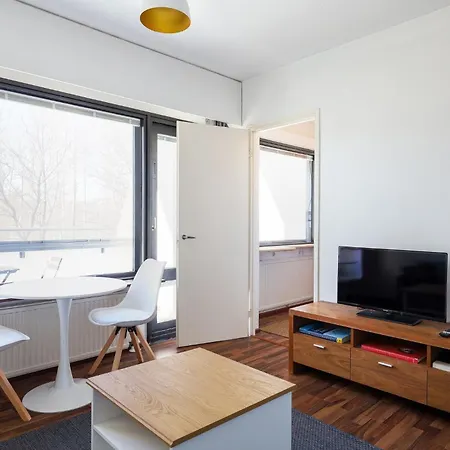 شقة Comfortable With Large Balcony, Free Wifi هلسنكي