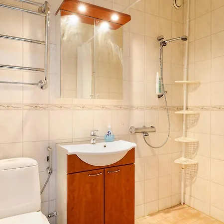 Comfortable With Large Balcony, Free Wifi Helsingfors