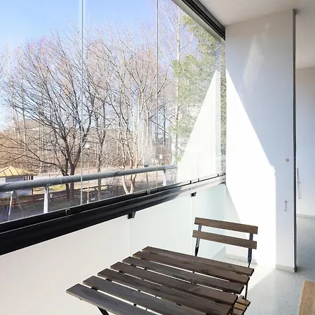 Comfortable With Large Balcony, Free Wifi
